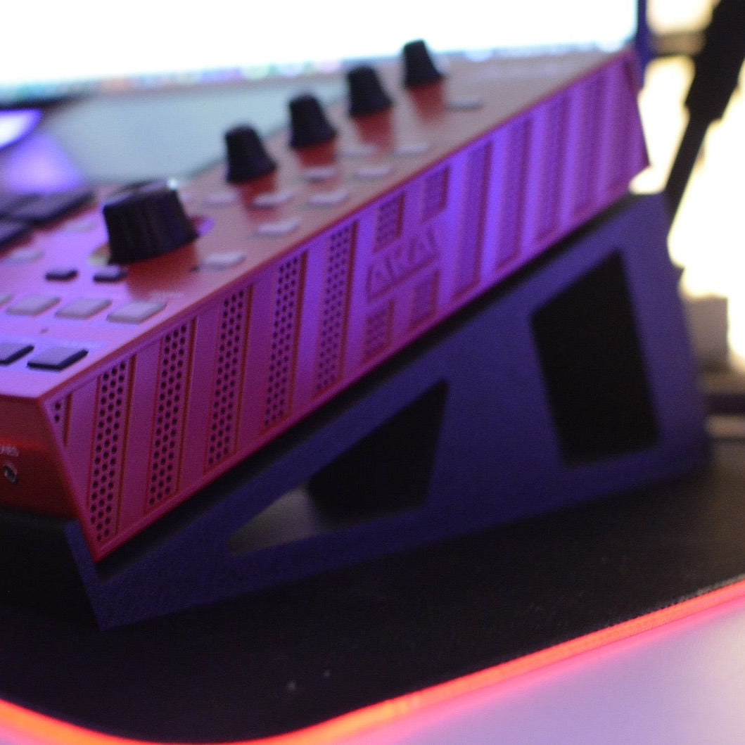 Supporto Akai MPC One – Stand 3D in PLA