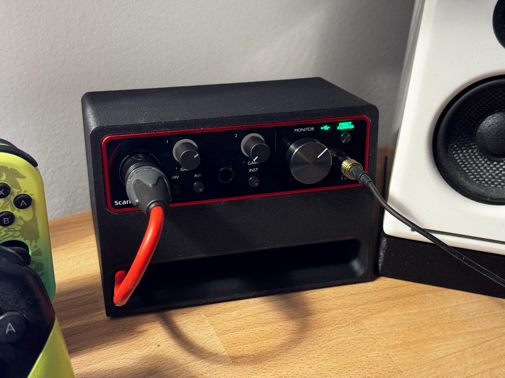 Supporto Focusrite Scarlett | Gen 1 2 3 4 | Porta Interfaccia Audio | Inclinazione 75°