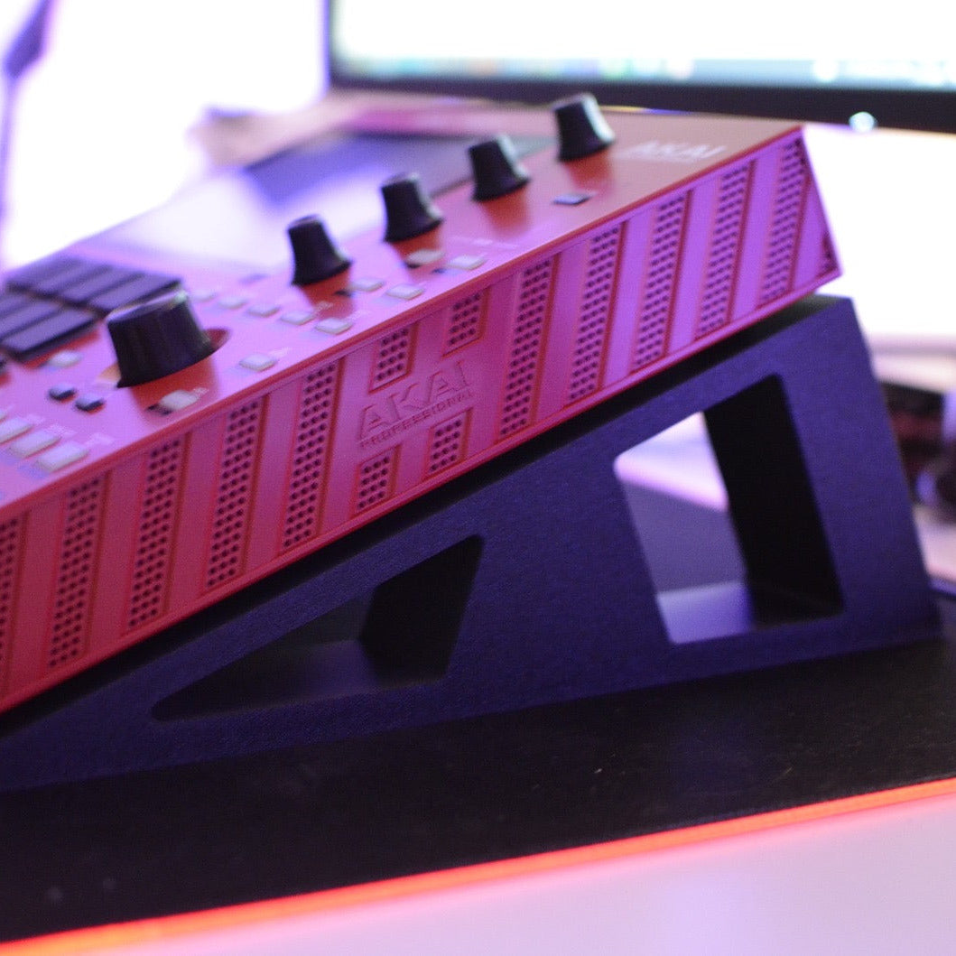 Supporto Akai MPC One – Stand 3D in PLA