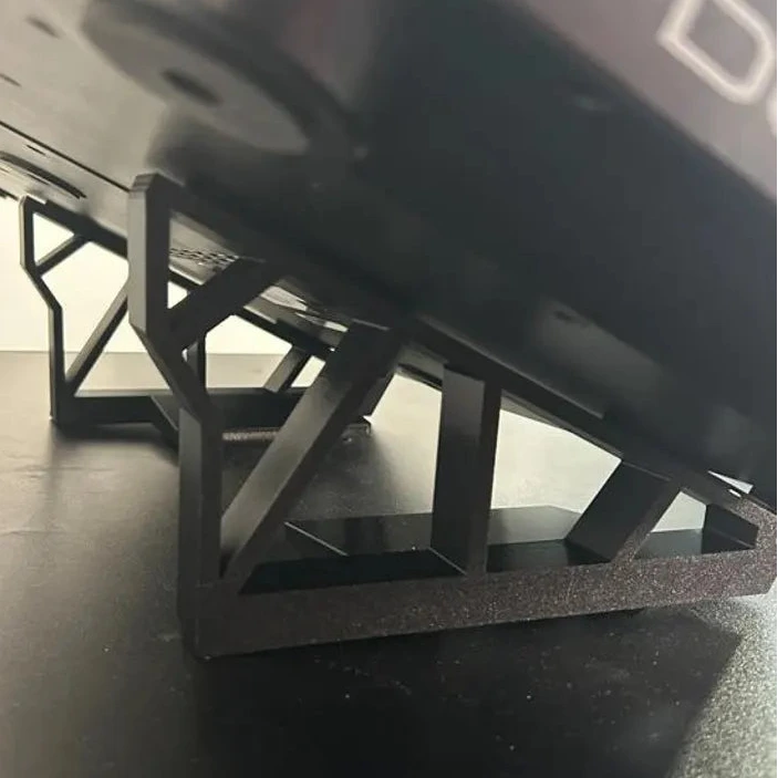 DJ Controller Stand – Supporto Inclinato Universale